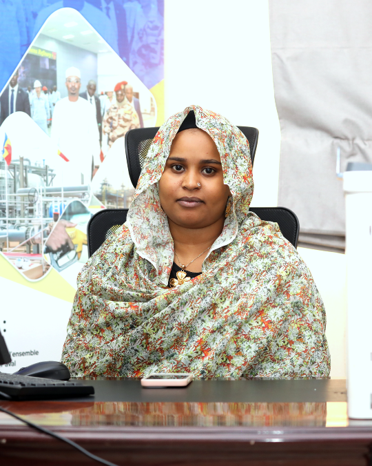 INSPECTRICE KHADIDJA ALIYA HISSEIN - ASSISTANTE AU DEPARTEMENT DES AFFAIRES FINANCIÈRES ET DU MATERIEL (1)